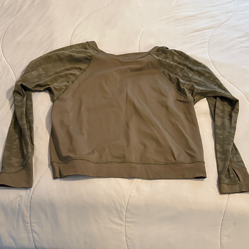 Lululemon Athletica Khaki Sweatshirt